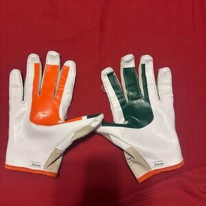 UM gloves Size L